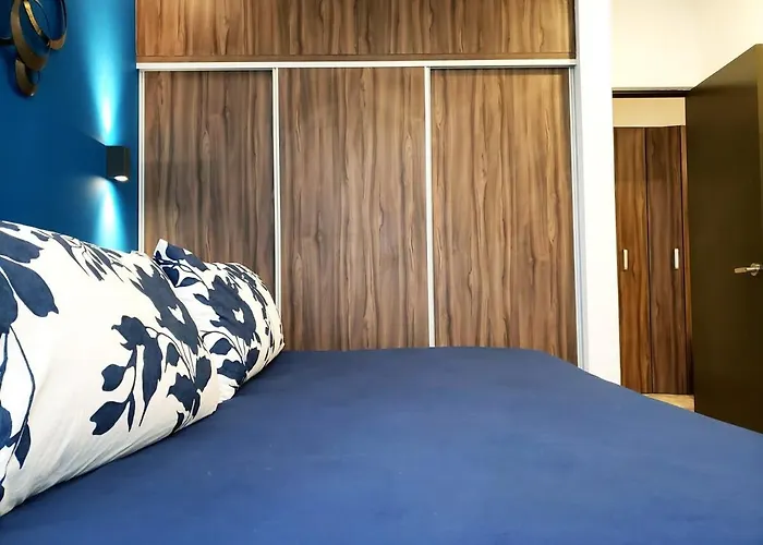 Bahay Chic Design Equipped Fast Wifi